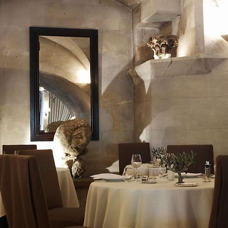 Hotel Baumaniere Les Baux De Provence Екстериор снимка